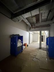 North Bridge Road (D7), Retail #541477651